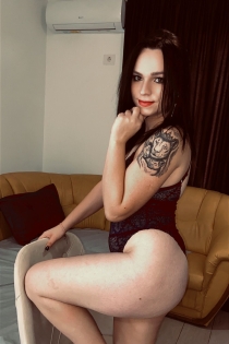 Naomi, 26 éves, Nagyvárad/Románia Kísérők – 3