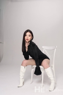 Karla, Age 20, Escort in Tirana / Albania - 3