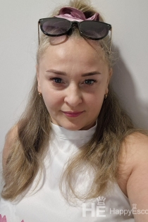 Yuliia, Umur 40, Prague / Republik Czech Pengiring - 2