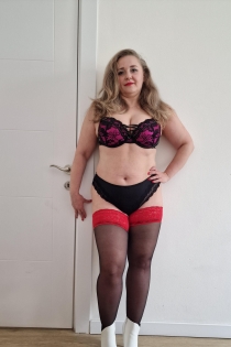 Yuliia, Umur 40, Prague / Republik Czech Pengiring - 3