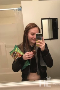 Louise, Age 24, Montreal / Canada Escorts - 3