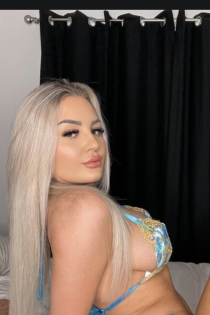 Антонія Вечірка, 24 роки, Бухарест / Румунія Ескорт - 2