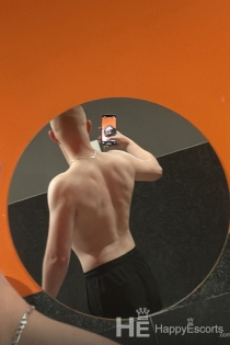 Leandro, Age 26, Brugge / Belgium Escorts - 2