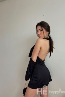 Cristina, Usia 23, Tirana / Albania Pengawal - 2