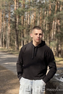 Denis, 23 let, Frankfurt na Majni / Nemčija Spremljevalke - 5