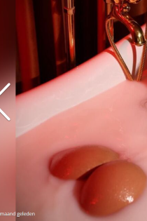 kelly, Age 22, Escort in Tirana / Albania - 3