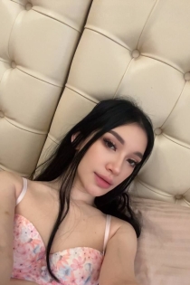 Kamila, 23&nbsp;gadi, Erevāna/Armēnija Eskorts&nbsp;— 4