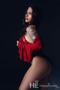 renata, ikä 24, Barcelona / Espanja Seuralaiset - 5