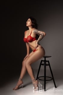 renata, ikä 24, Barcelona / Espanja Seuralaiset - 2