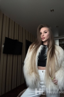 Almira, 25 jaar, Tirana / Albanië Escort - 2