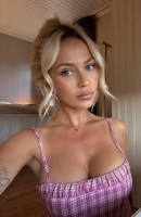 Afeefa, Age 22, Istanbul / Turkey Escorts