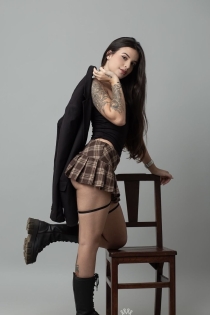 Evelyn, Age 24, Genève / Switzerland Escorts - 5