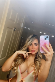 Sol, 25 ans, Paris / France Escortes - 3