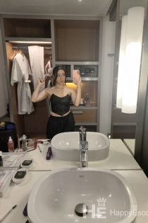 レナ・ベッカー、21歳、東京/日本エスコート - 12