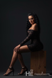 Nara, Umur 24, Pengiring Tirana / Albania - 8