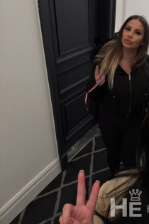 CIK ANNA CIK BEATRIS DUO, Umur 25, Sofia / Pengiring Bulgaria - 2