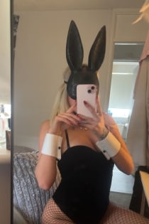 Laura xx, Alter 22 - 2