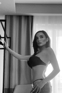 Sophia, Age 22, Escort in Tirana / Albania - 4