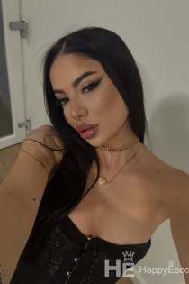 MariaGrazia, Age 22, Escort in Tirana / Albania - 3