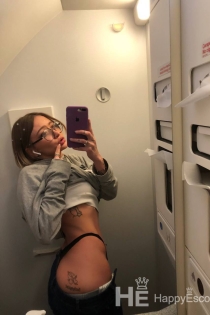 sahra, Age 25, Escort in Tirana / Albania - 2