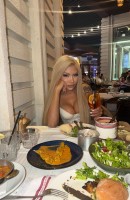 Mia, Age 22, Escort in Tirana / Albania