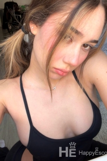 Beril, Ηλικία 24, Κωνσταντινούπολη / Τουρκία Συνοδοί - 7