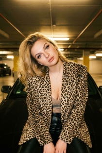 Lunette Quill, Age 23, Dubai / UAE Escorts - 3