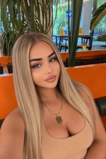 Irina, 24 jaar, escorts in Tirana/Albanië