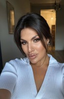 ela, Age 24, Tirana / Albania Escorts