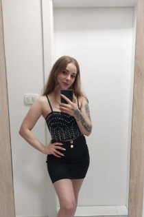 CELSE, Usia 20, Tirana / Albania Pengawal - 4