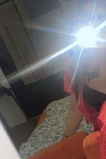 Anissa.beuretteee, starost 21, Antwerpen / Belgija Spremljevalke - 2