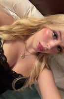 BlondeQueen, Age 20, Hamburg / Germany Escorts