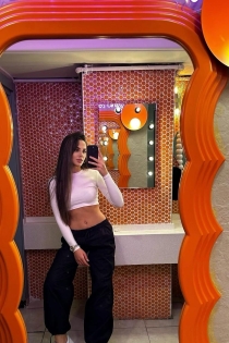 Angelia, 20 años, Escorts Tirana / Albania - 3