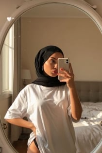 Sera, 24 ans, Istanbul / Turquie Escorts - 1