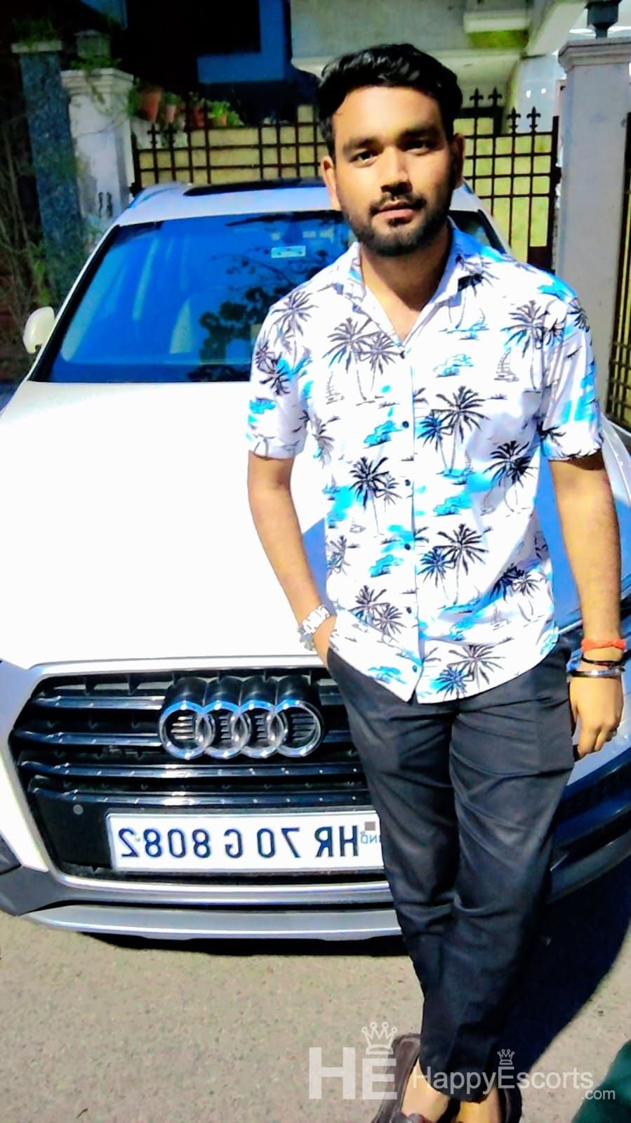 Saurabh Chauhan, 22 de ani - 1 an