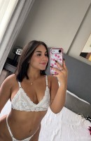 Izzy, Age 22, Dubai / UAE Escorts