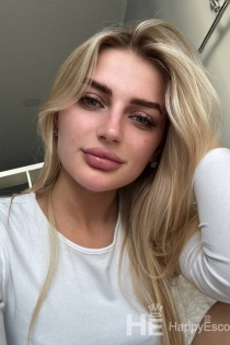 Lydia, Age 24, Escort in Tirana / Albania - 8