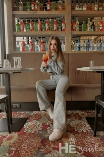 Clara, Age 20, Escort in Tirana / Albania - 7