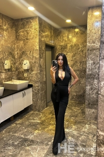 Eysan, 22 ετών, Κωνσταντινούπολη / Τουρκία Συνοδοί - 3