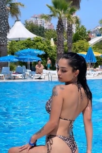 Eysan, 22 ετών, Κωνσταντινούπολη / Τουρκία Συνοδοί - 9
