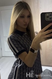 Victoria, Age 22, Escort in Istanbul / Turkey - 2