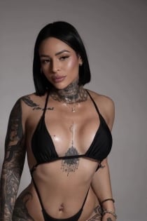 Kylie, Alter 28 - 3