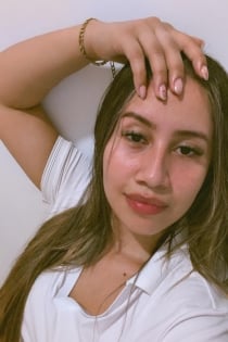 Isabella, 25 de ani - 11 an