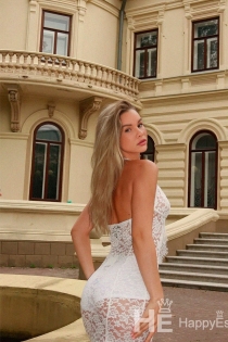 Hilary, Age 20, Escort in Dubai / UAE - 3