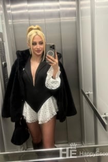 Sinem, Age 23, Escort in Istanbul / Turkey - 1