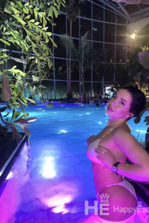 Petra, Age 25, Escort in Tirana / Albania - 5