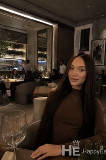 Akemi, Età 22, Escort Sliema / Malta - 11