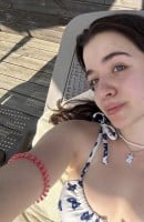 Yesim, Age 23, Istanbul / Turkey Escorts