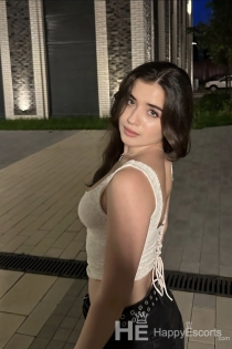 Yeim, 23 ετών, Κωνσταντινούπολη / Τουρκία Συνοδοί - 3