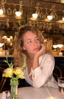 zge, Age 25, Escort in Istanbul / Turkey